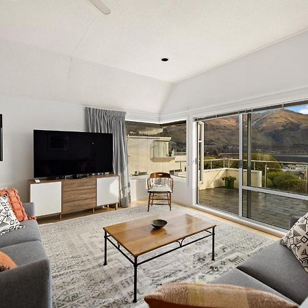 Charming Views Appartement Wanaka Buitenkant foto