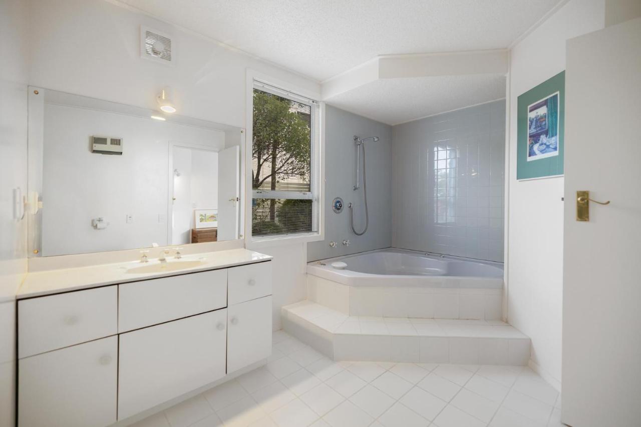 Charming Views Appartement Wanaka Buitenkant foto