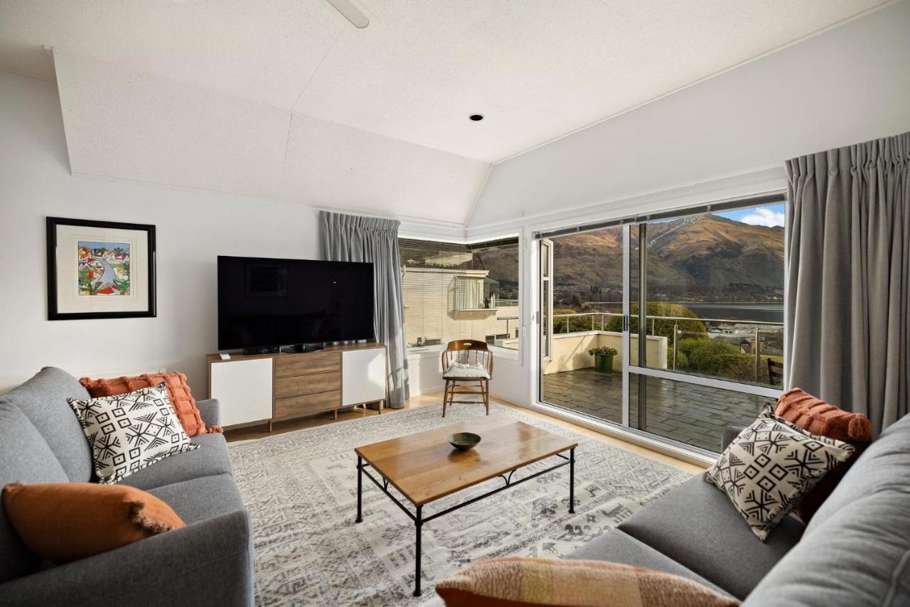 Charming Views Appartement Wanaka Buitenkant foto