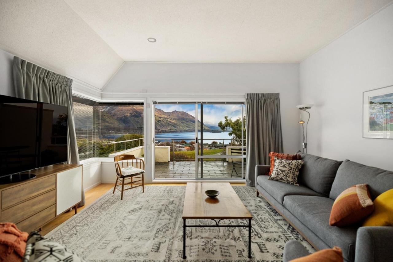 Charming Views Appartement Wanaka Buitenkant foto